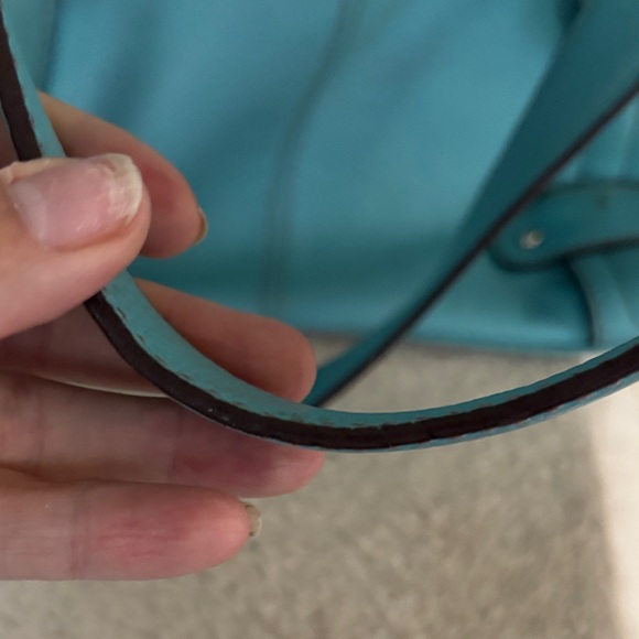 Elegant Teal Women's Handbag - Picture 2 of 3